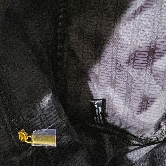 NWOT Moschino fragrance pouch - Picture 6 of 11